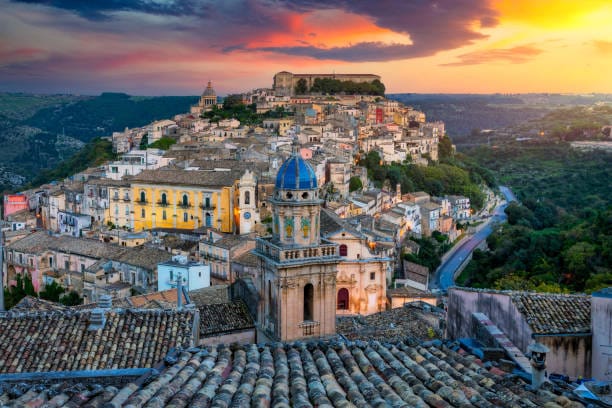 ragusa View of Ragusa (Ragusa Ibla), UNESCO heritage town on Italian island of Sicily. View of the city in Ragusa Ibla, Province of Ragusa, Val di Noto, Sicily, Italy.
